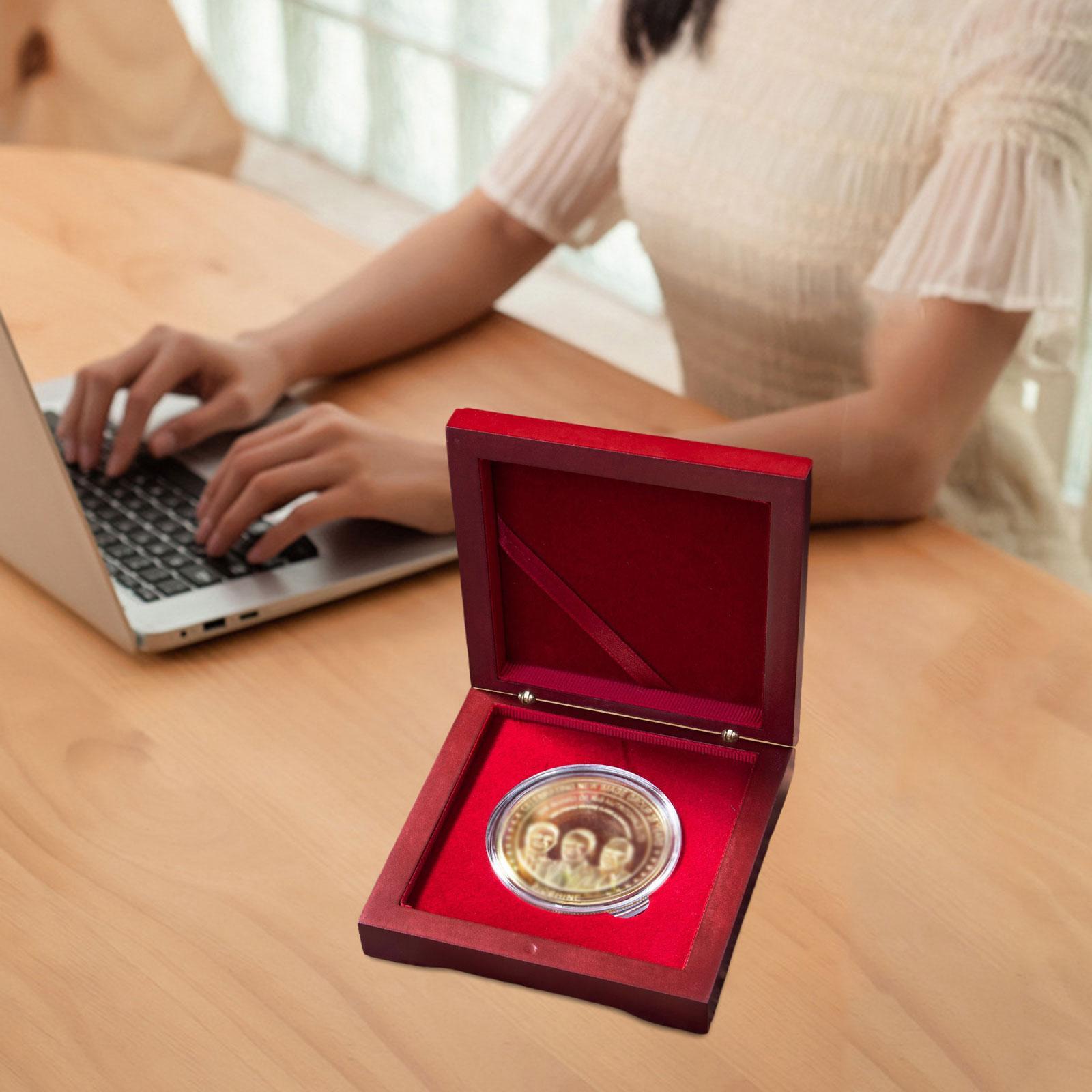 Collectors Coins Jewelry & Watches Of Smithtown Reviews - Pudełko ekspozycyjne, drewniany stojak na ozdoby,