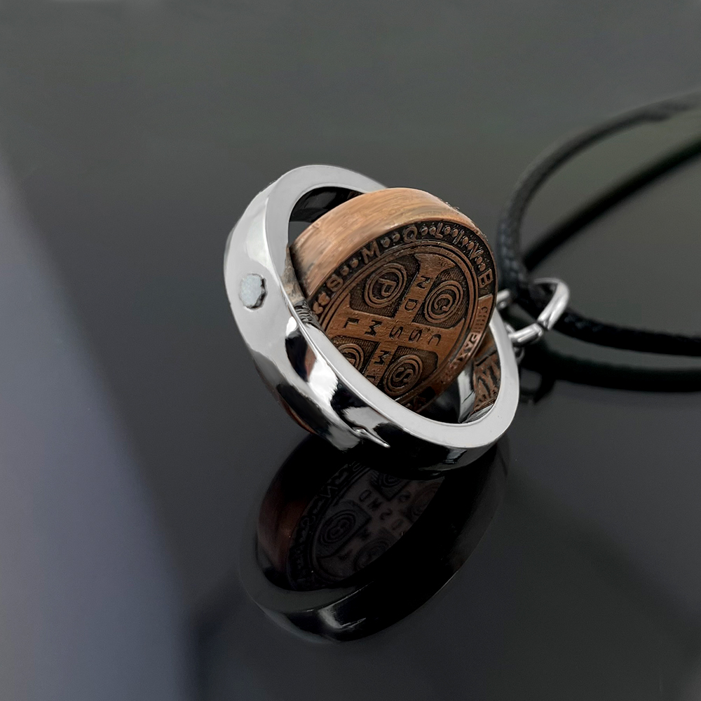 Nowy Medalik Świętego Benedykt – Jewelry & Watches Bench recenzja i cena